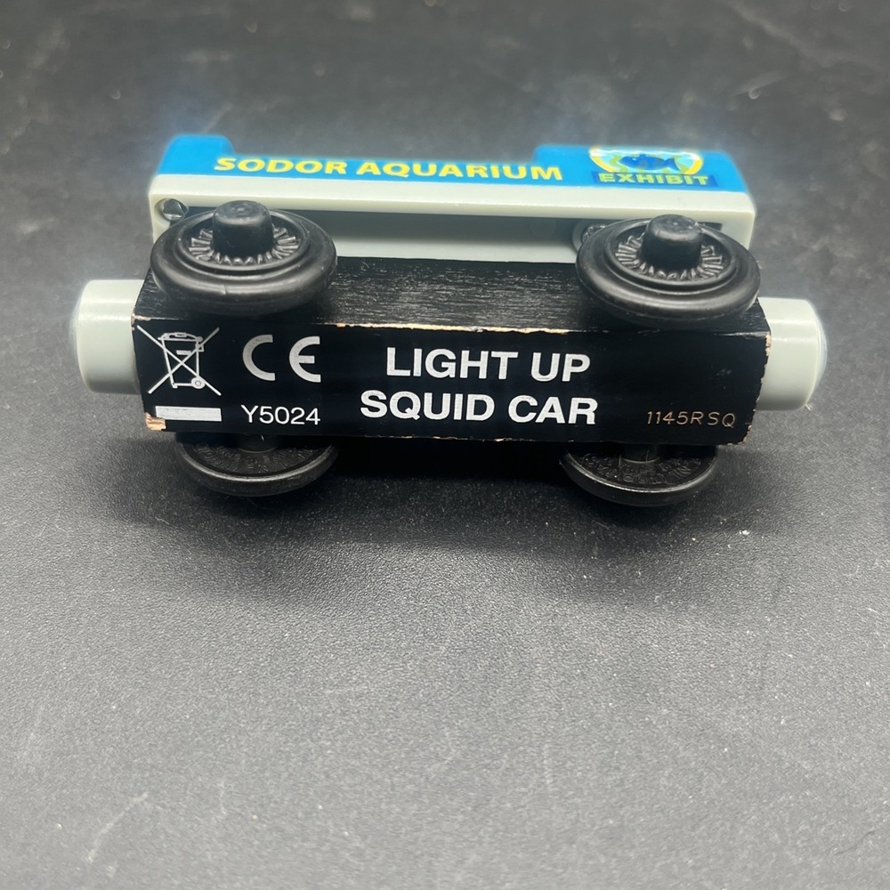 Aquarium Car Light Up Squid Thomas the Train Wooden Railway Tender Tested - Picture 3 of 12